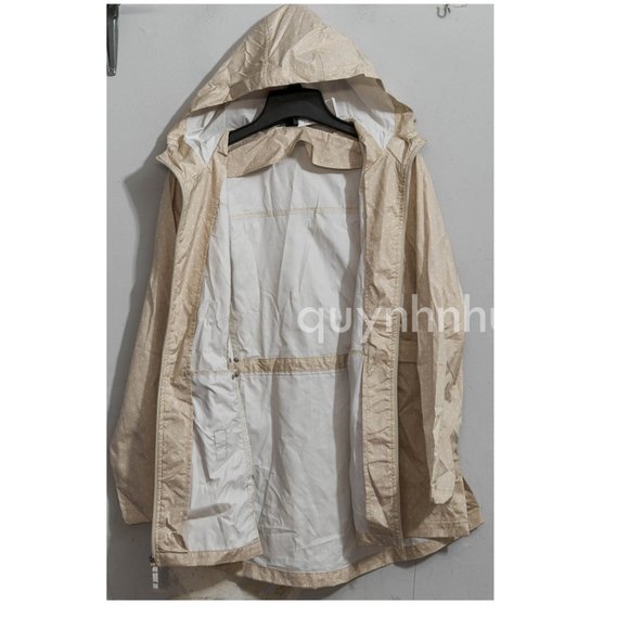 Jones New York Ladies' Parka in a Pocket  in  Sand with dots  color. - Picture 4 of 7